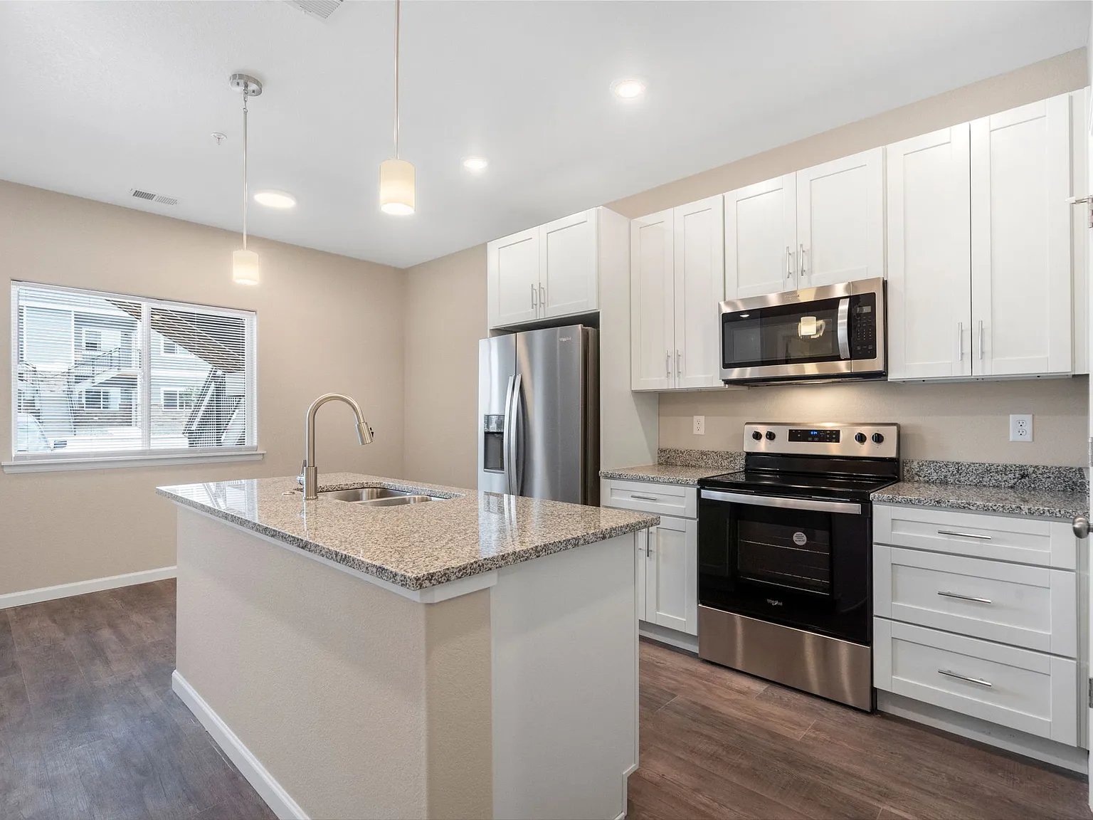 1601 Grand Harmony Blvd - 202 — Photo 4