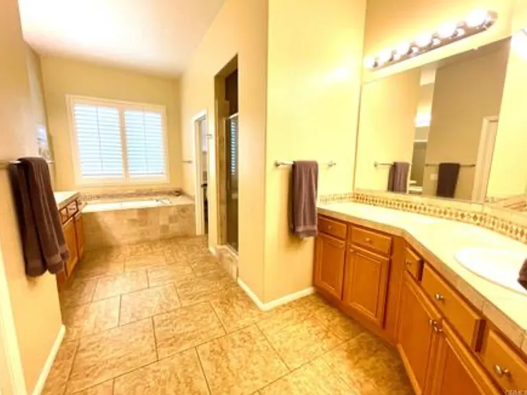 33845 Rustridge St — Photo 12