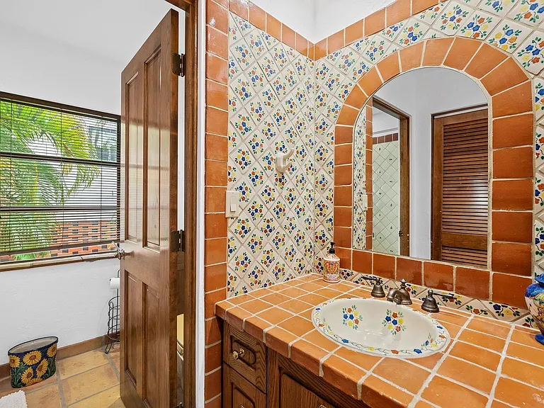 1511 E Lake Dr — Photo 23