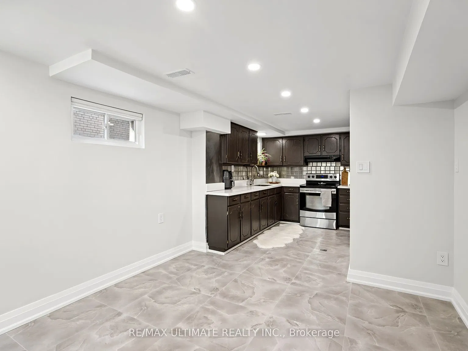2 bed, $2,250 — Photo 4