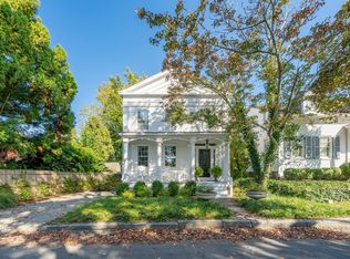 5 Suffolk St, Sag Harbor, NY 11963