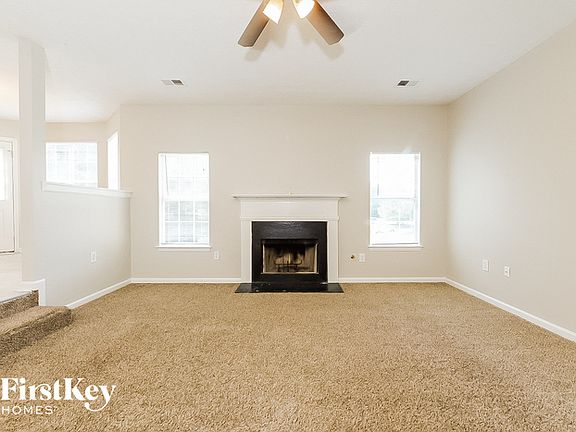 2nd image of 2593 Oslo Ct