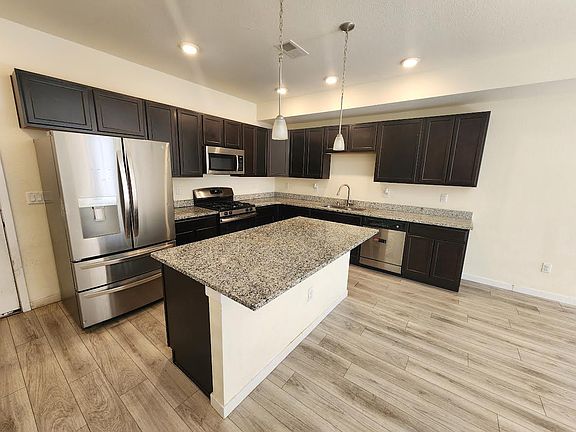 4th image of 849 E 98th Ave #1603