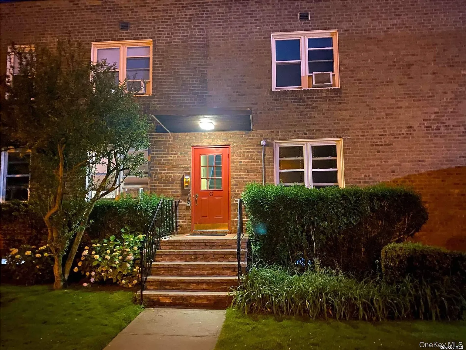 1 bed, 1.0 bath, $2,500 — Photo 3