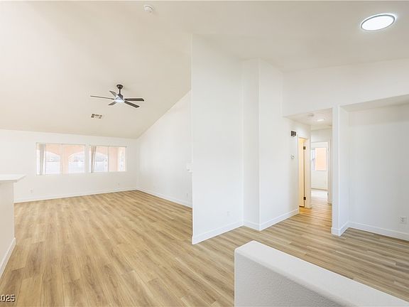 3rd image of 2403 Sexton Ave