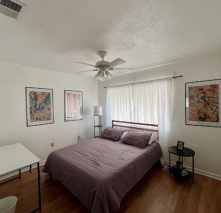 4th image of 2635 SW 35th Pl APT 1602