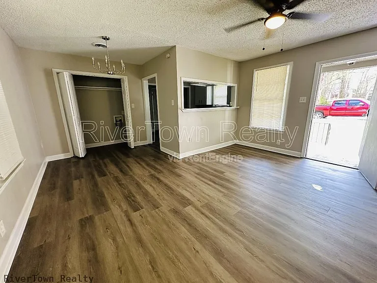 830 Marsh Ave — Photo 14