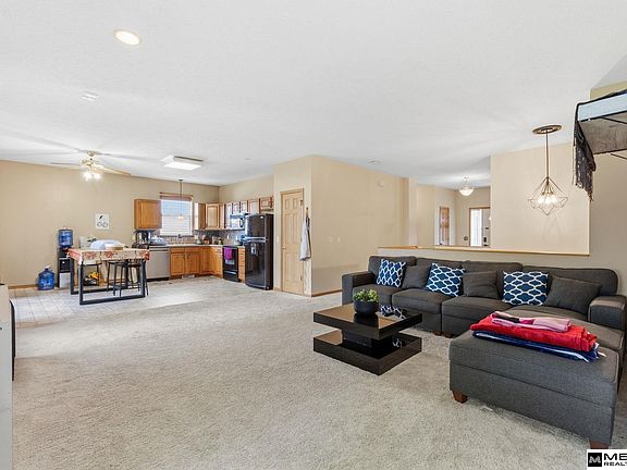 4th image of 7520 N 107th Ave