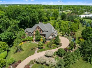 4N867 Prairie Wood Ct, Saint Charles, IL 60175