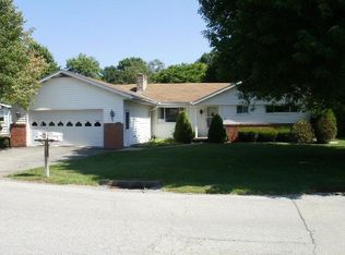 856 W Garrett St, Somerset, PA