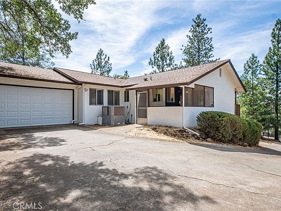 2nd image of 17372 Meadow View Dr