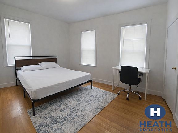 3rd image of 530 Cambridge St #3