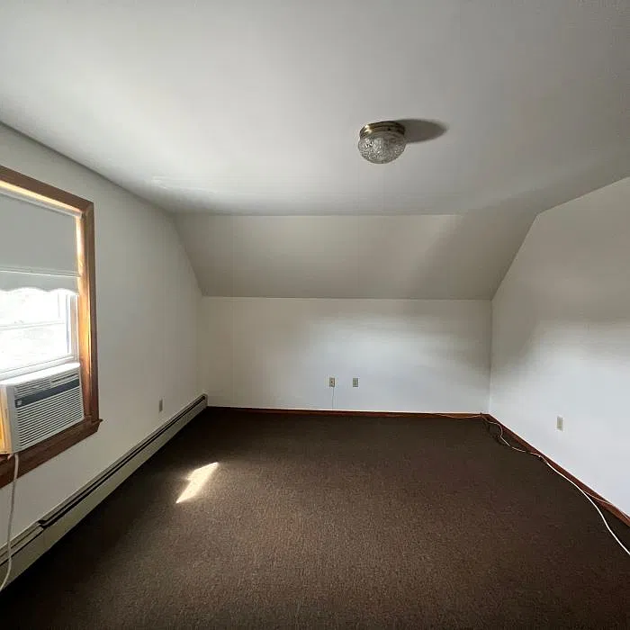 2 bed, 650 sqft, $2,100 — Photo 3
