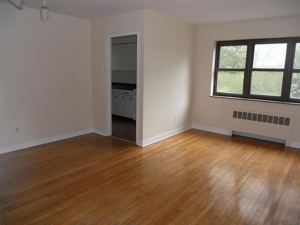 1st image of 277 Linwood Ave APT 6A