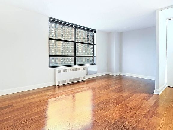 3rd image of 3333 Broadway APT C5b