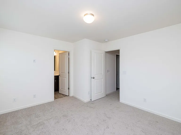 120 S Dorsett St — Photo 12