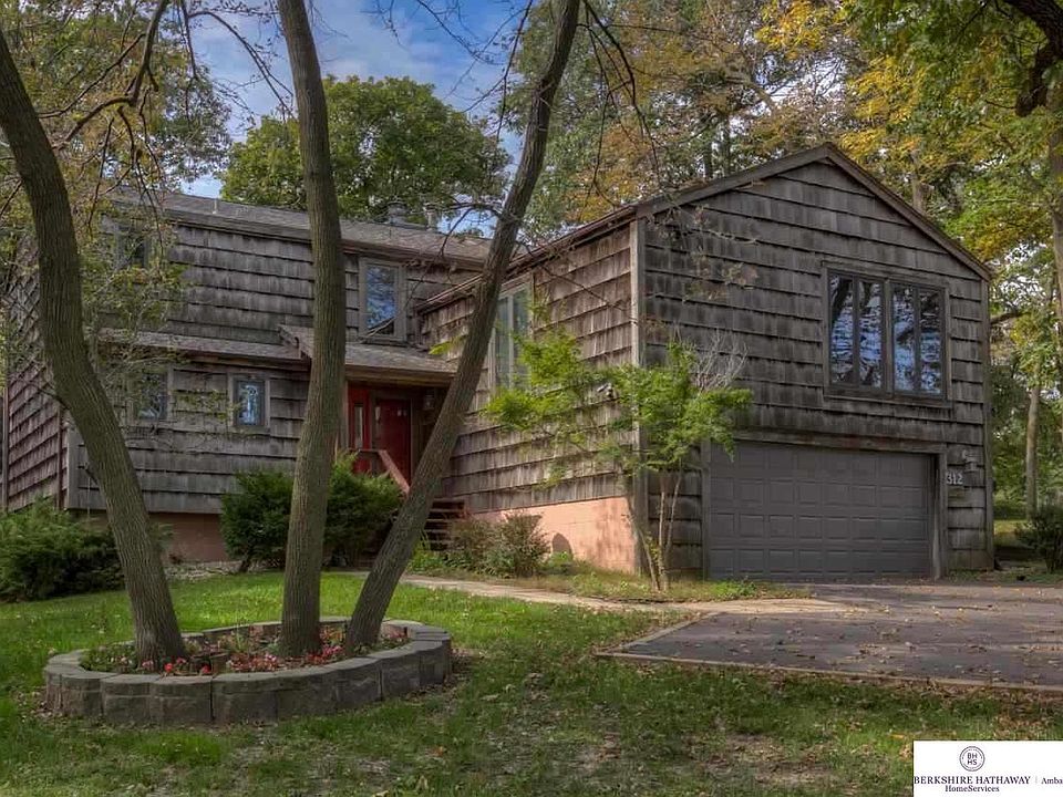 1st image of 312 Basswood Ct