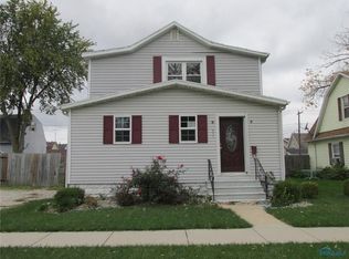 209 Grove St, Walbridge, OH 43465