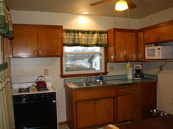 Kitchen sink view
