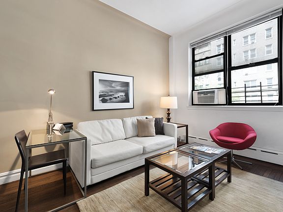 3rd image of 142 W 86th St APT 5A
