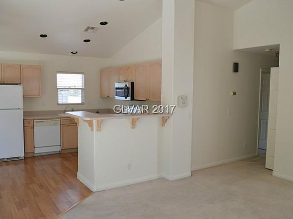 5th image of 8473 Birthstone Ave #0