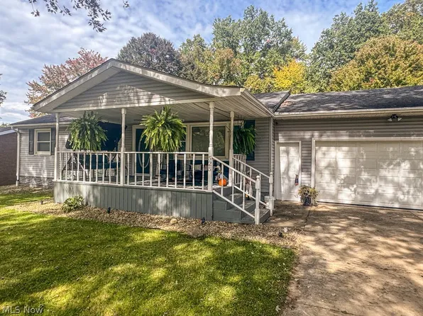 525 Towson Dr NW, Warren, OH 44483