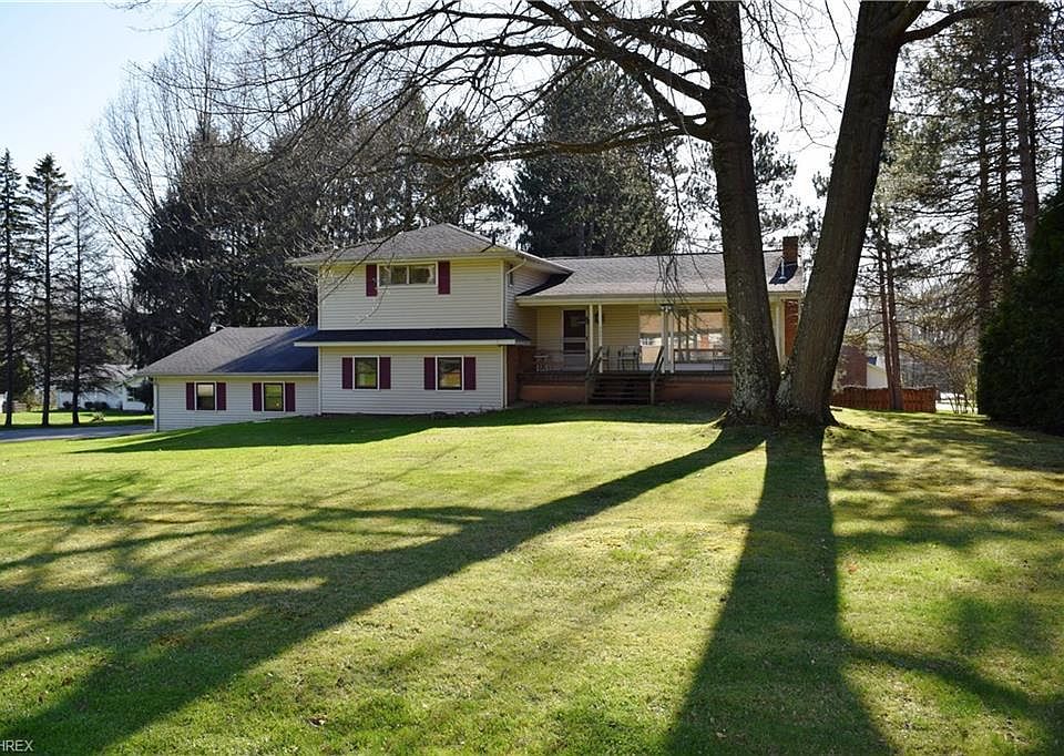 1st image of 3561 Denver Ave