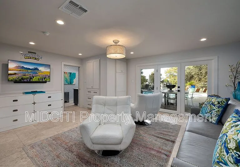 180 Lake Ridge Dr — Photo 14