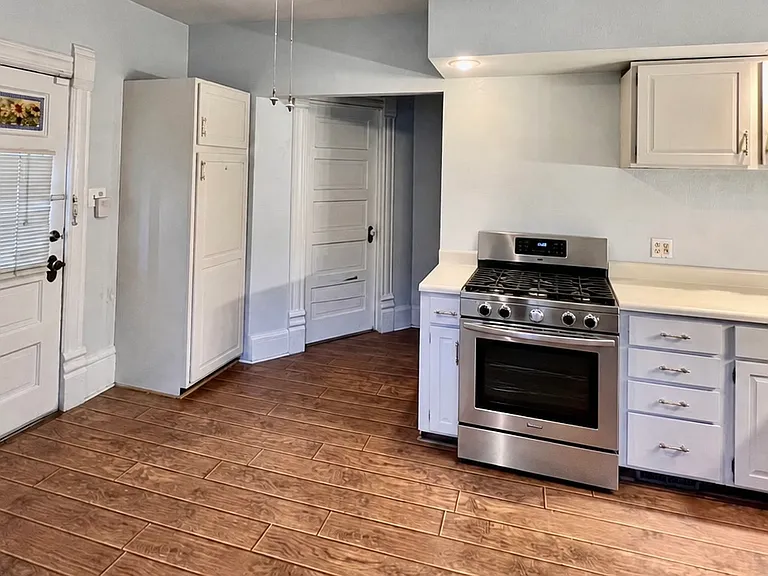 930 N El Paso St #1 — Photo 6