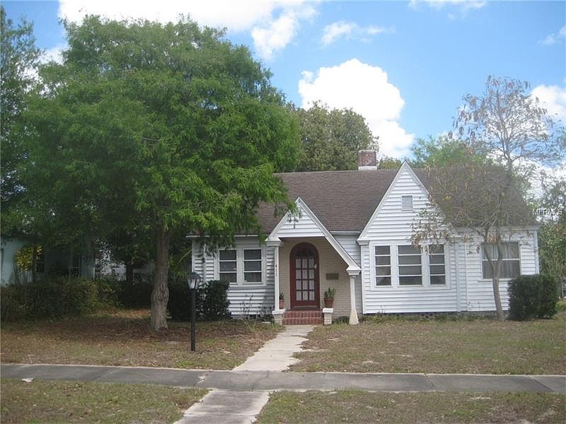 1st image of 411 E Johnson Ave