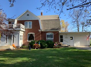 2021 2nd St, Lake Park, MN 56554