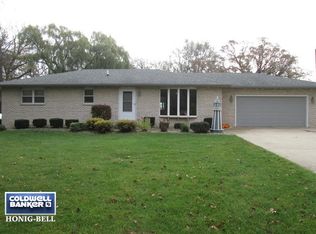 2525 E McArdle Rd, Mazon, IL 60444