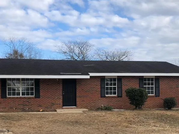 154 Sussie St, Webb, AL 36376