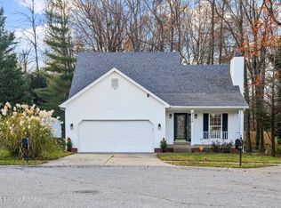9115 Auburn Woods Ct, Louisville, KY 40214