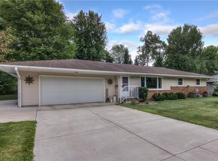 631 E Summit Ave, Chippewa Falls, WI 54729