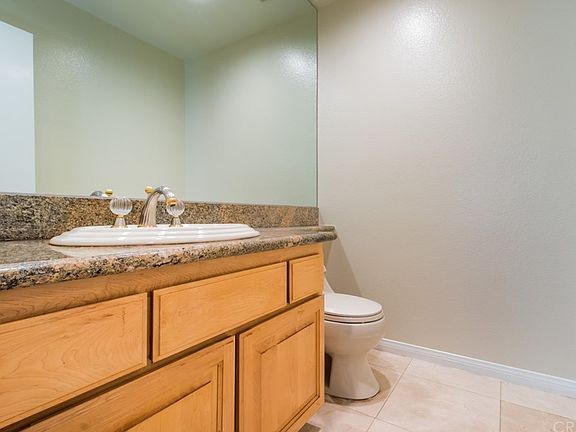 5th image of 10022 Reseda Blvd Unit 33