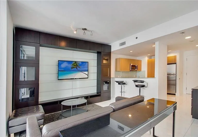 1050 Brickell Ave #3222 — Photo 5