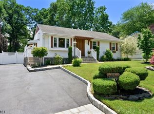 5 Eaton Ct, Summit, NJ 07901