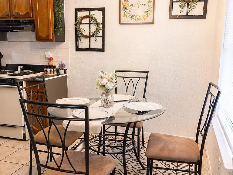 708 Navidad St #B — Photo 25