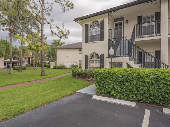 254 Deerwood Cir APT 5, Naples, FL 34113