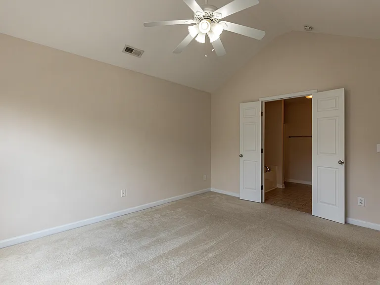 541 Writers Way — Photo 21