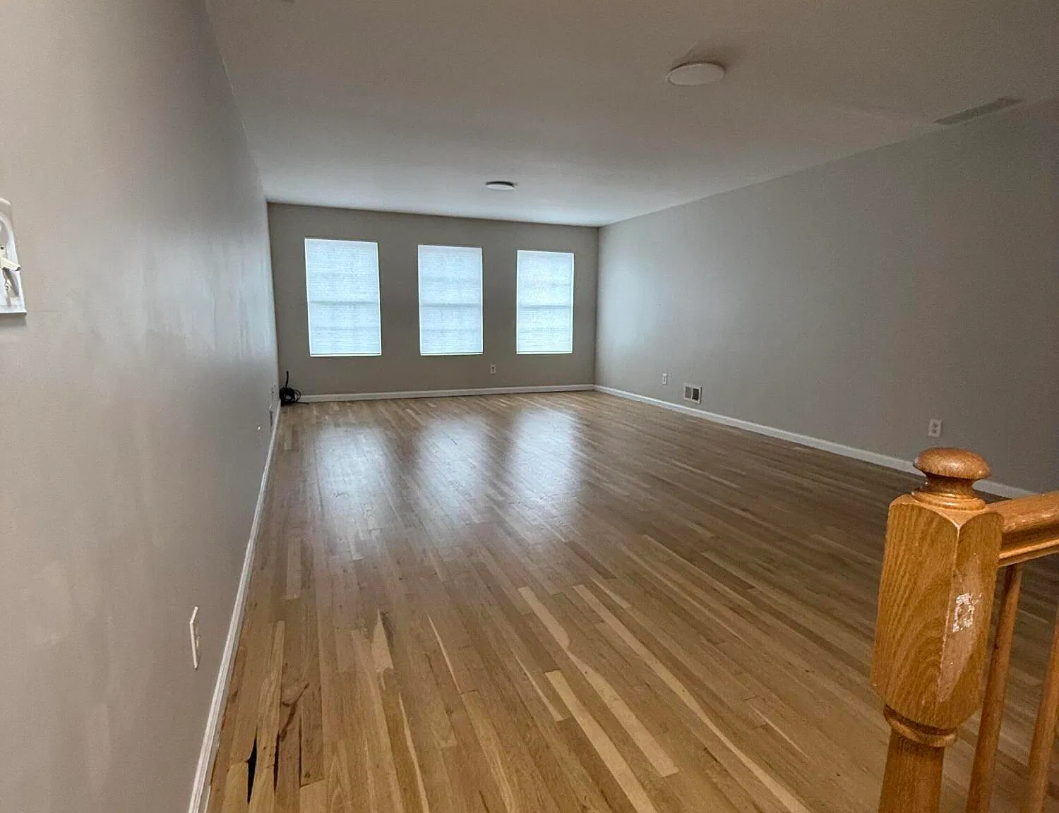 3 bed, 2.5 bath, 1800 sqft, $3,500 — Photo 3