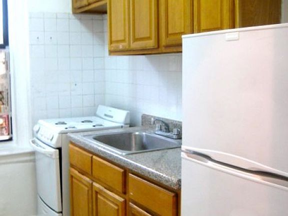 3rd image of 517 W 161st St APT 63