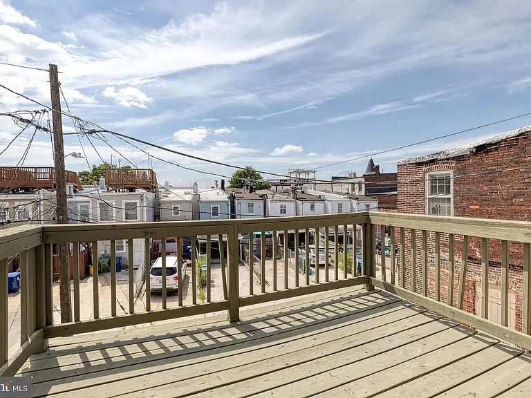 1514 Light St — Photo 26