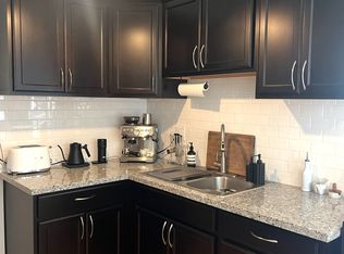 136 S Oakhurst Dr APT 6, Beverly Hills, CA 90212