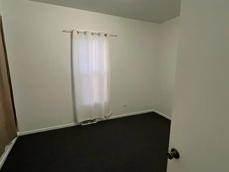 13841 Forest Ave — Photo 9