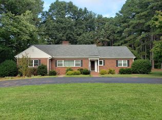 212 Forest Hill Dr, Kenbridge, VA 23944