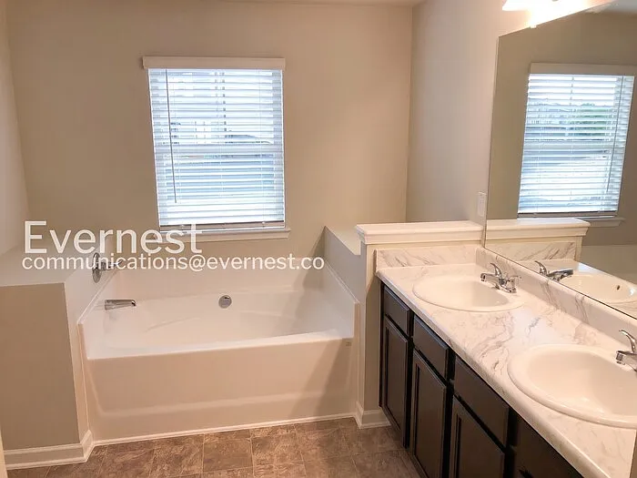 742 Galveston Way — Photo 6