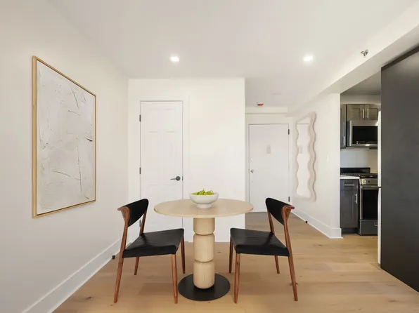 102-10 Queens Boulevard image 3 of 12