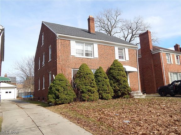 3rd image of 3045 Livingston Rd